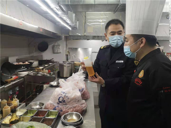 嶗山43家年夜飯，市場(chǎng)君全覆蓋檢查讓您安心就餐！ 